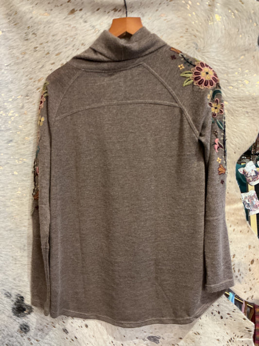Along Driskill's Trail Tunic