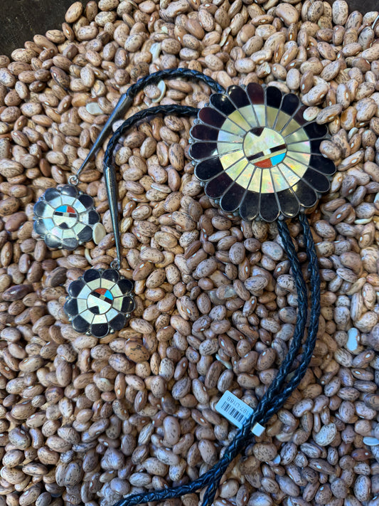Vintage Zuni Sunface Bolo Tie