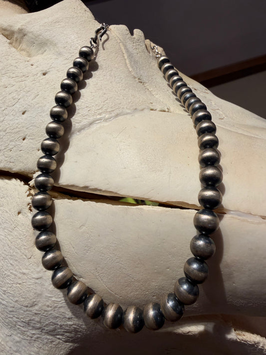 Necklace- Navajo Pearls 15"