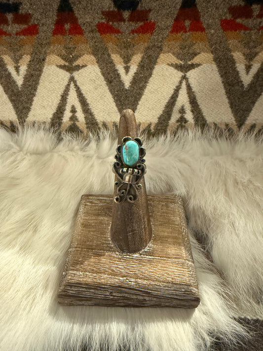 Ring- Vintage Navajo Turquoise and Sterling Silver