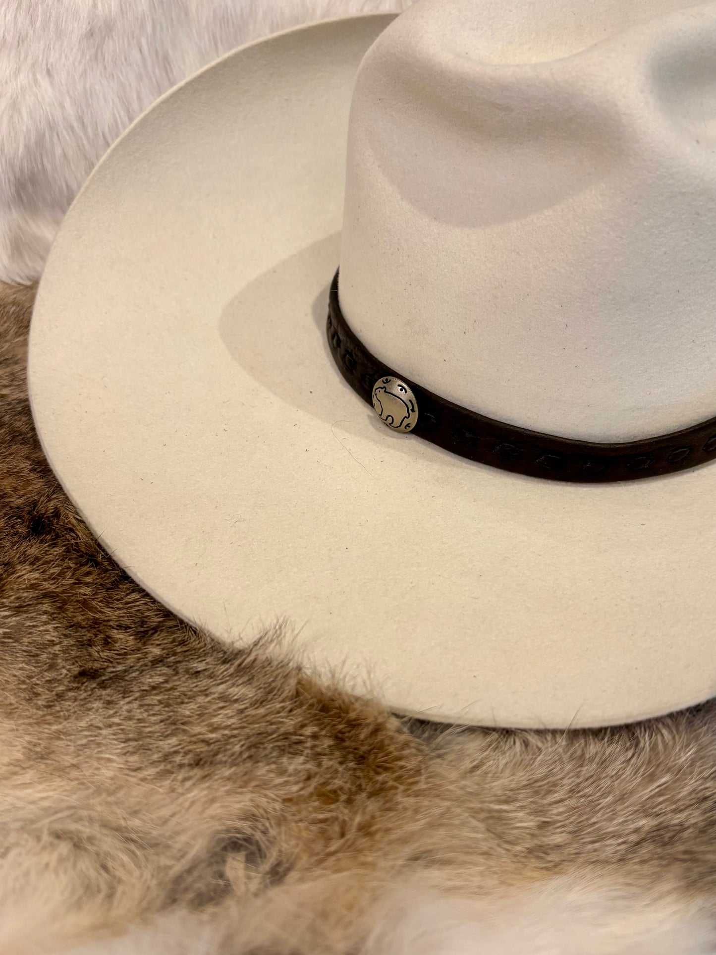 Mountain Arrow Deer Hide Hat Bands