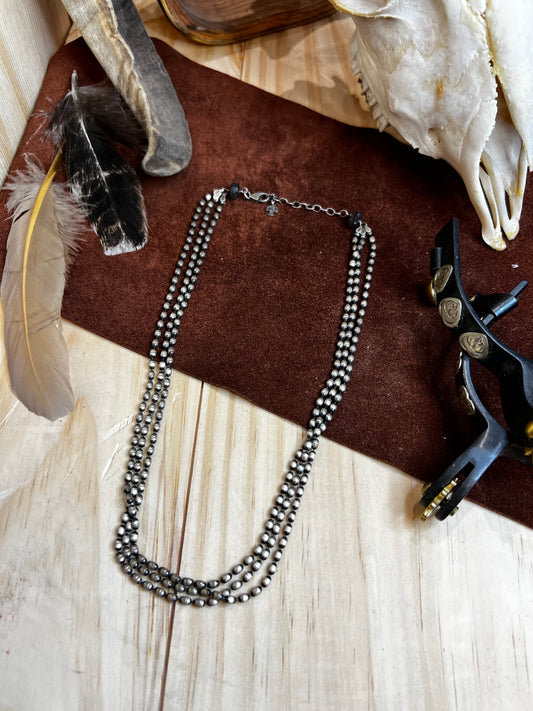 20" 3-Strand Oblong Lightbulb Pearl