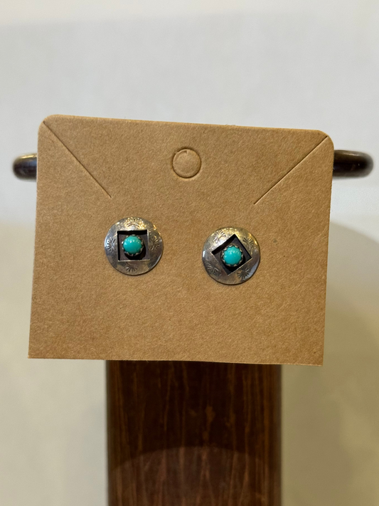 Stud Earrings - HC26