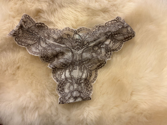 Fortuna Cheeky Panty - White Storm