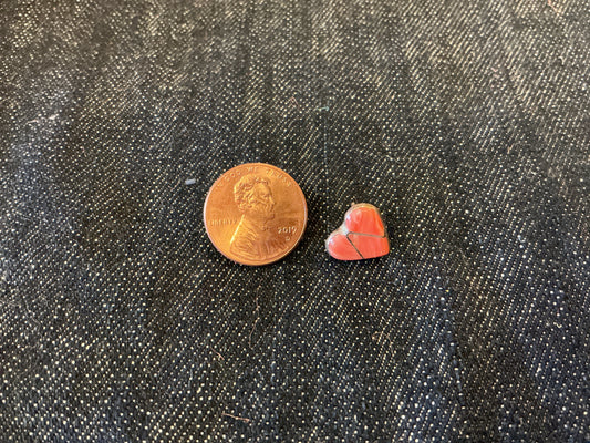 Spiny Oyster Inlay Heart Earrings