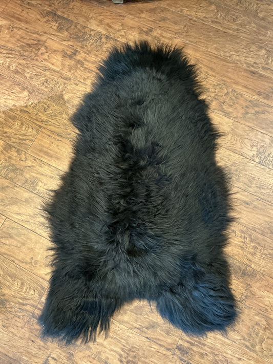 BLACK - MEDIUM