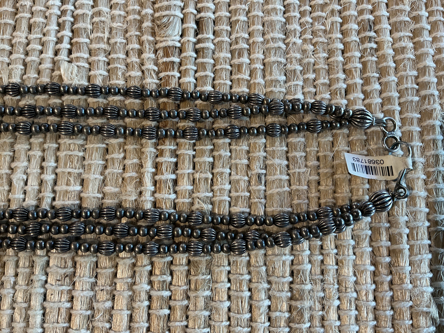 18" 3 Strand Riveted Alternating Silver Pearls