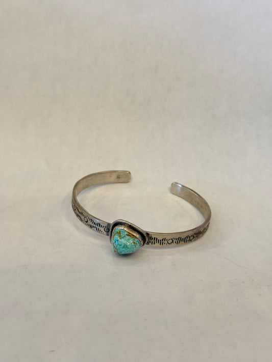 Pueblo Single Stone Cuff