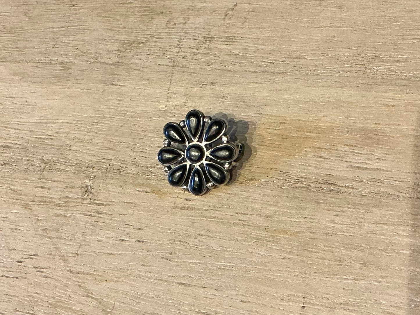 Lapel pin- Black Onyx