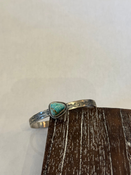 Pueblo Single Stone Cuff