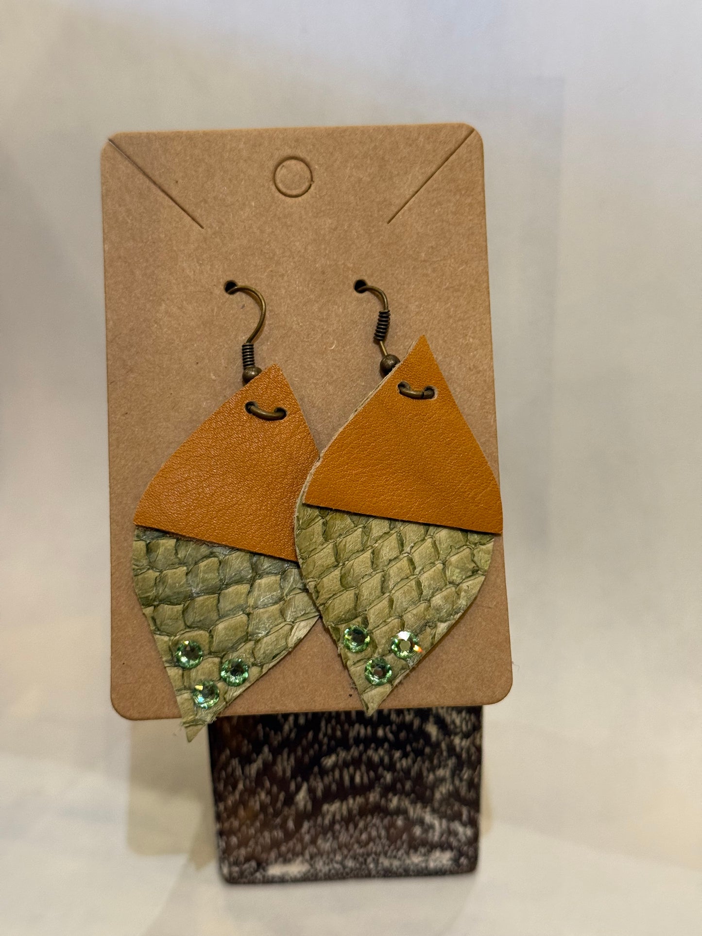 CuCu Chic Leather Earrings