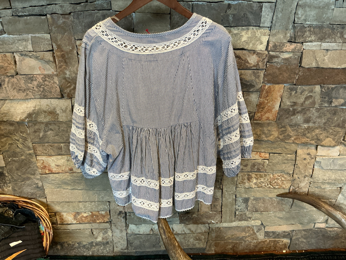 Ferrara Balloon Sleeve Top