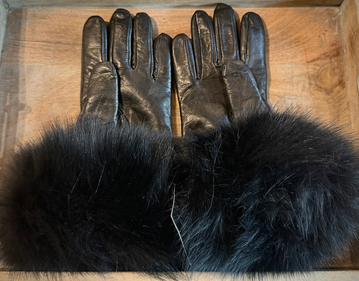 Leather/Fox Gloves - Black