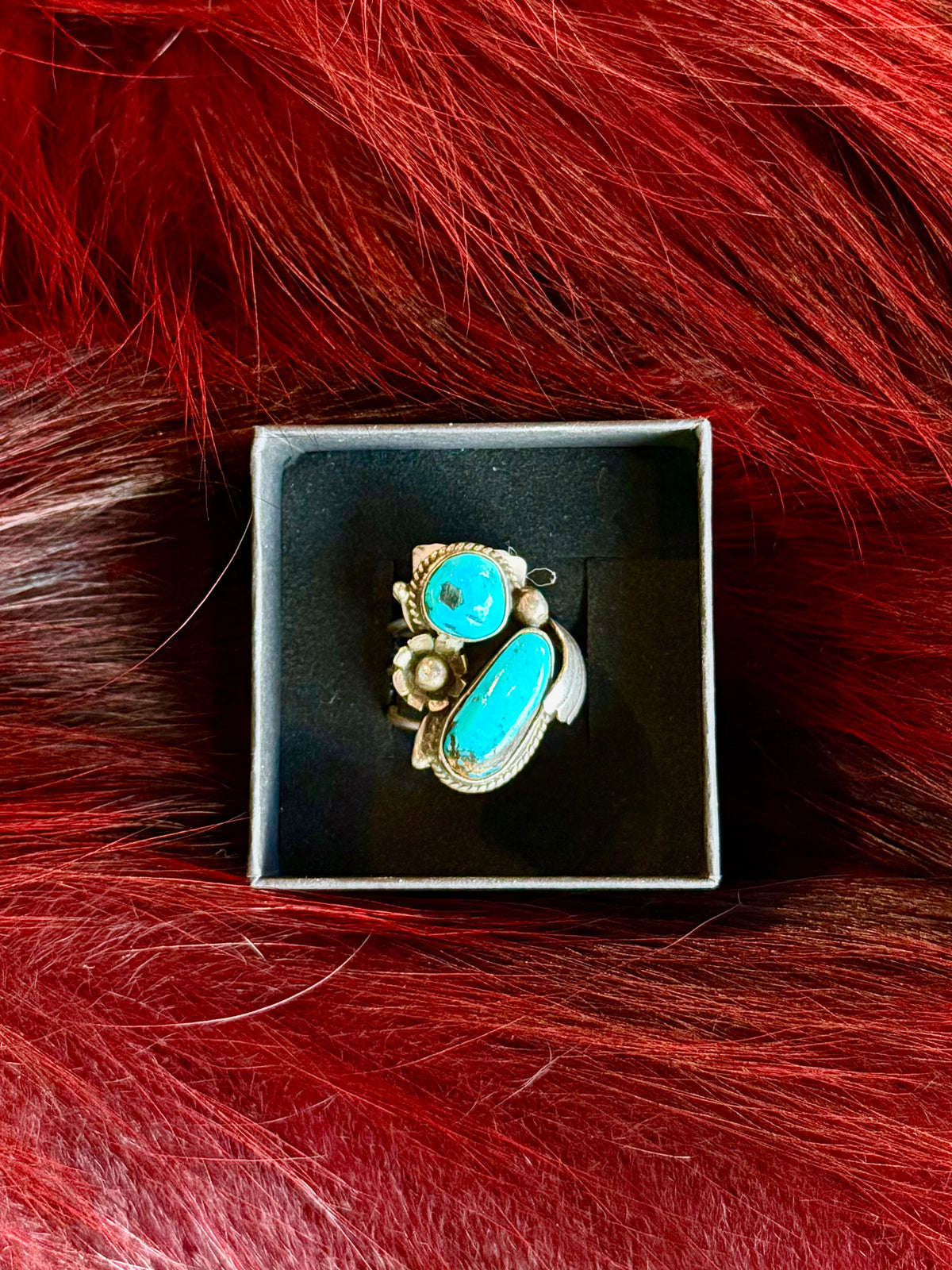 Ring- Vintage Navajo Turquoise and Sterling Silver