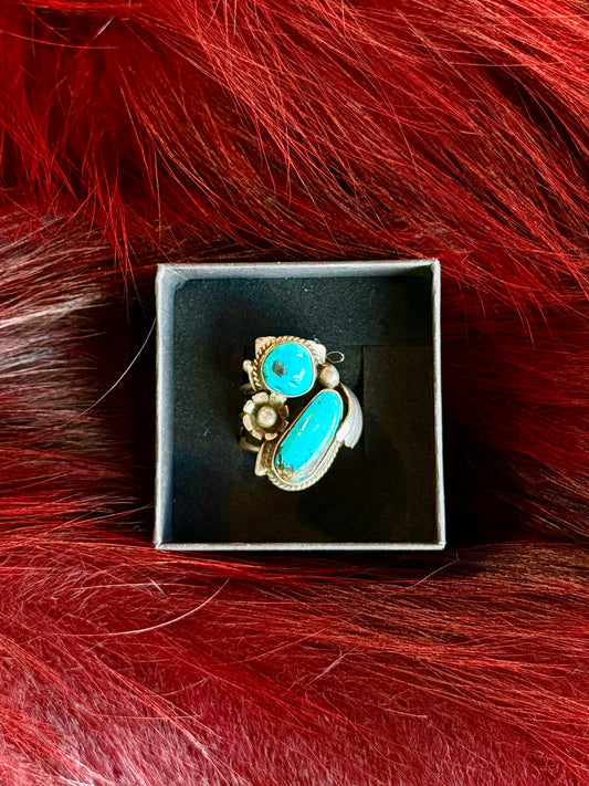 Ring- Vintage Navajo Turquoise and Sterling Silver