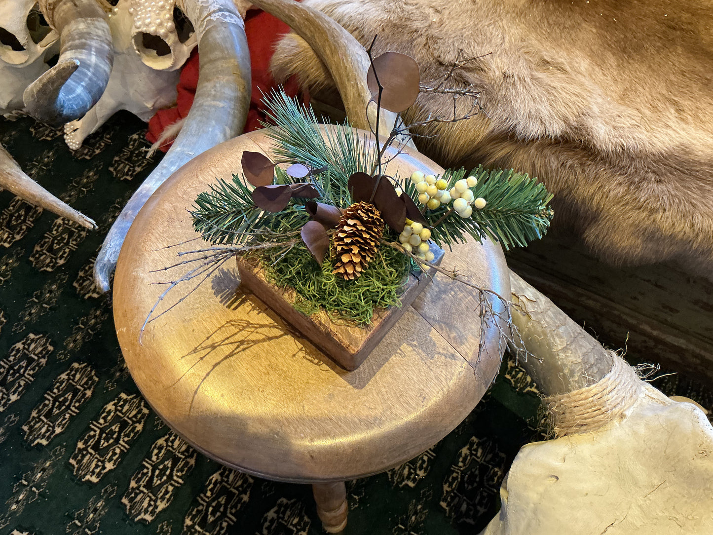 Seasonal Decor Pieces