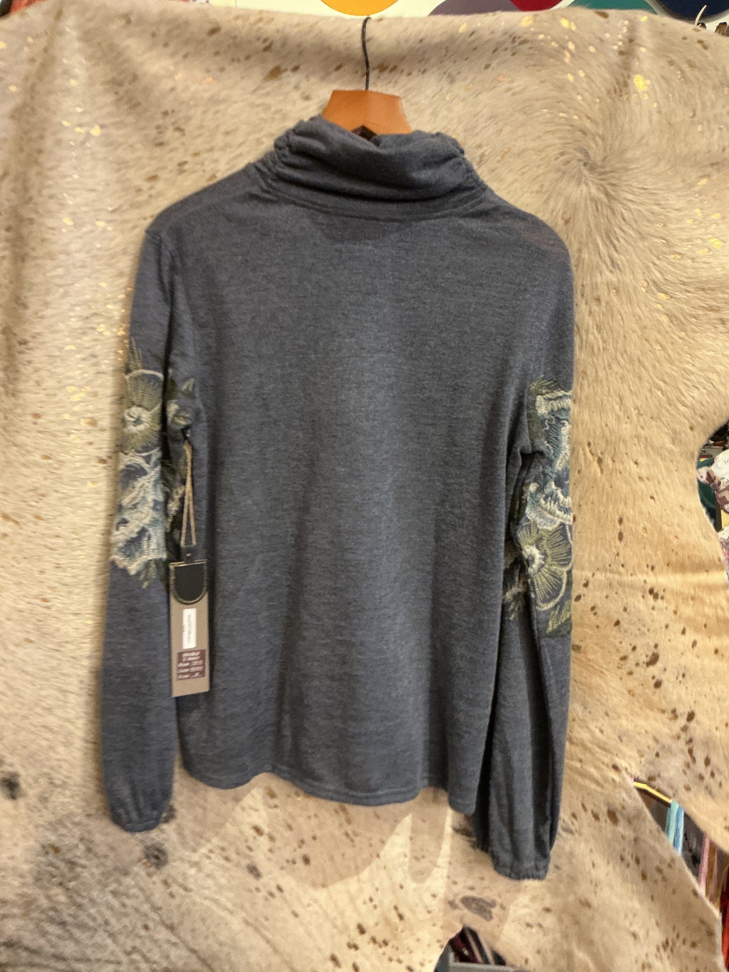 Double D Cutting Garden Top