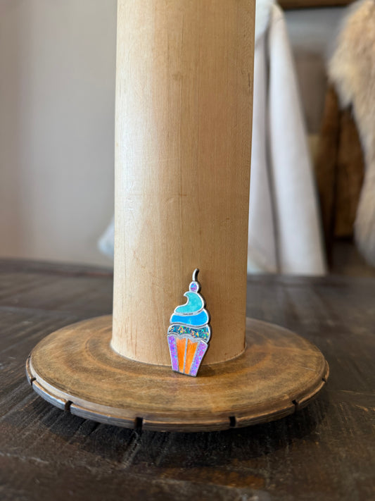 Cupcake Hat Pin