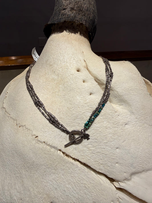 Navajo Pearl Hand Tooled Sterling Silver Beaded Necklace