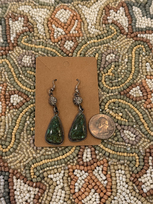 Birds-Eye Carico Lake Dangles with Peyote Button by Annie Hoskins