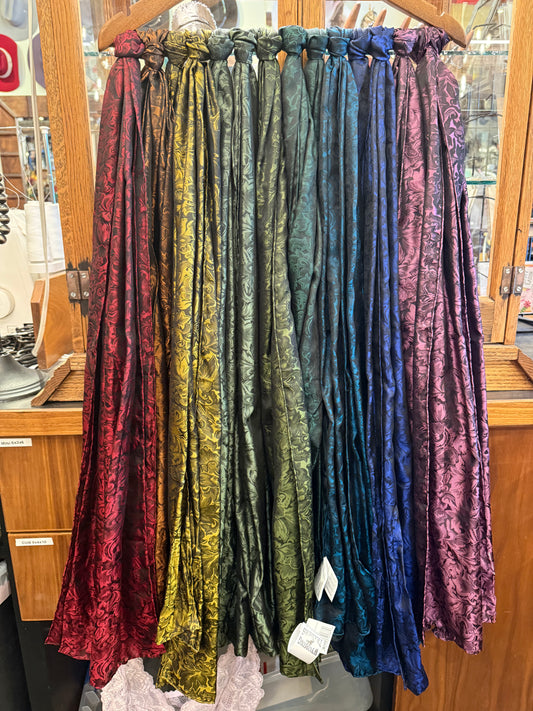 Wyoming Traders - Baroque Jacquard Scarf