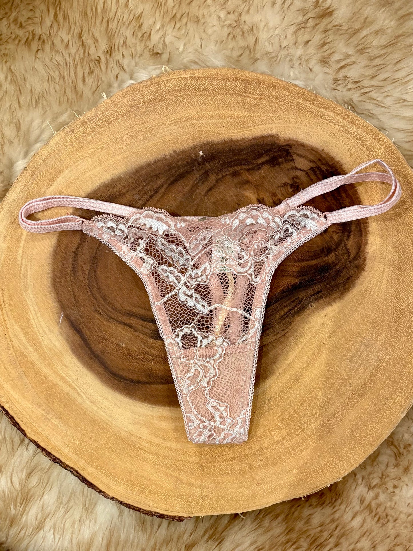 Fortuna Adjustable String Thong -  Rosa Cuarzo