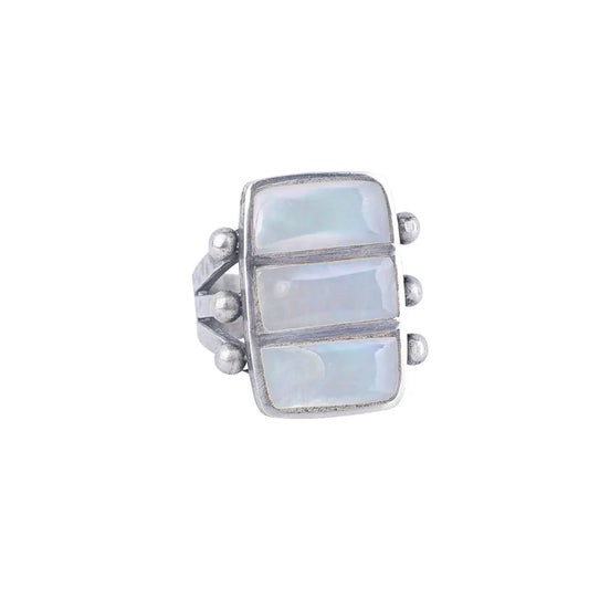 Nomad Blocks of Pearl Ring