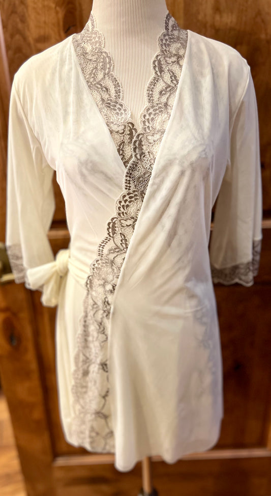 Fortuna Robe - White Storm