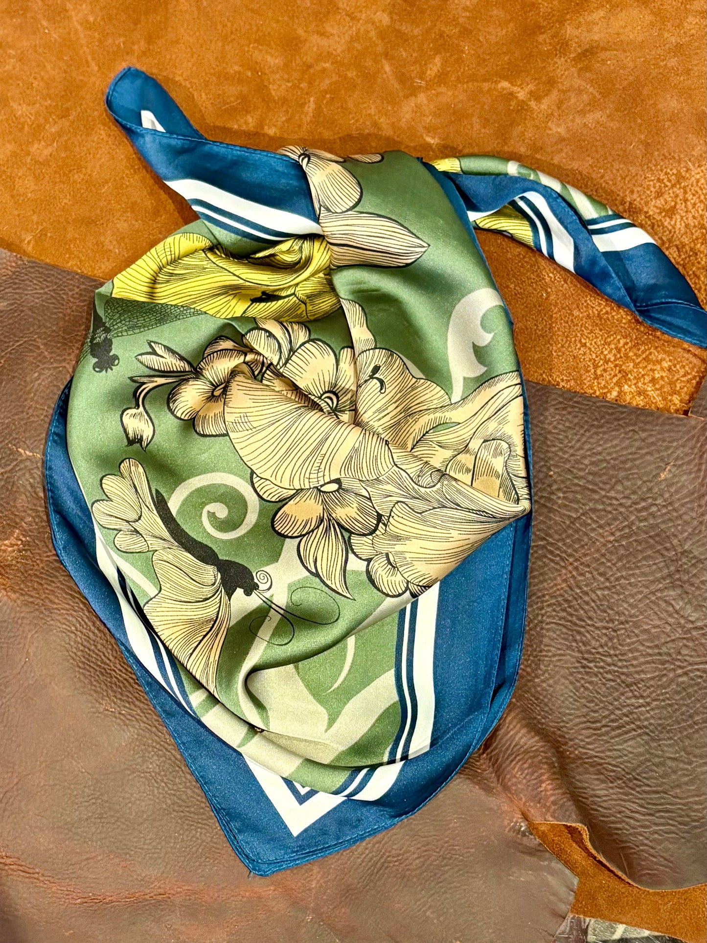 Silk Wild Rag - Hibiscus Floral