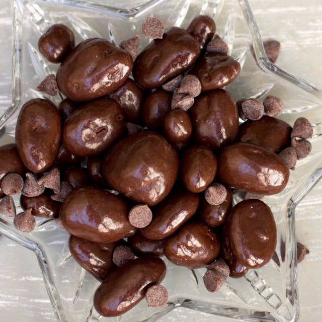 Milk Chocolate Pecans 3.5 oz.
